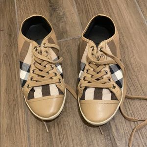 Burberry sneakers